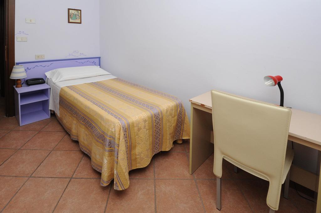 מונטה קטיני טרמה Hotel Marina חדר תמונה